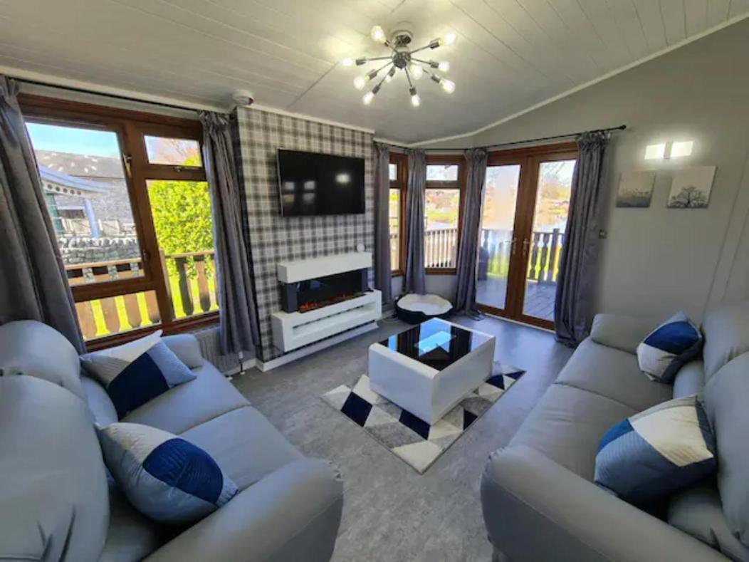 4 Bed Luxury Lodge With Hot Tub Near Lake District Warton  Εξωτερικό φωτογραφία