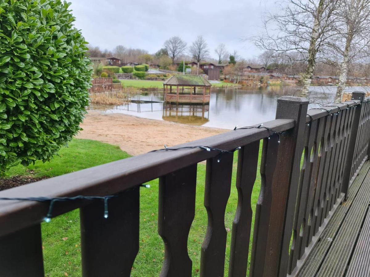 4 Bed Luxury Lodge With Hot Tub Near Lake District Warton  Εξωτερικό φωτογραφία